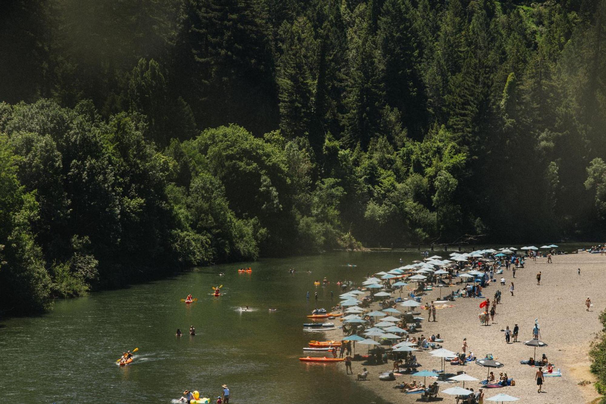 Johnson'S Beach Cabins And Campground Guerneville Esterno foto